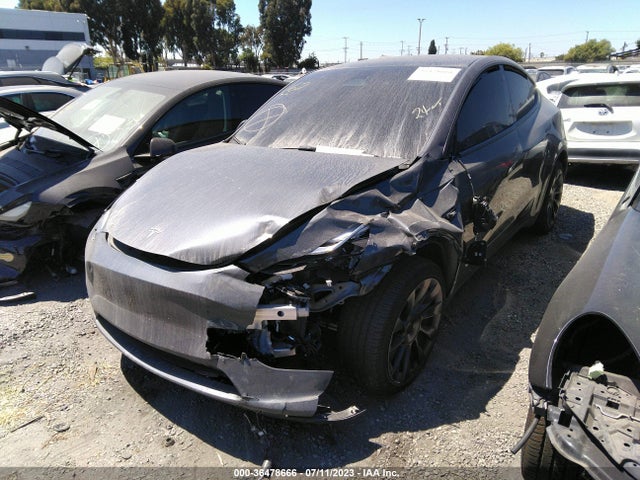 7SAYGDEE5PA045067 Tesla Model Y Long Range