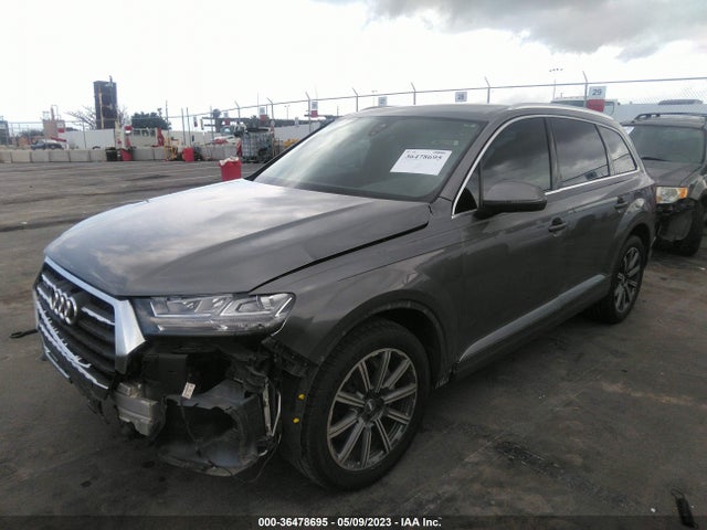 WA1LAAF75HD007349 Audi Q7 Premium Plus