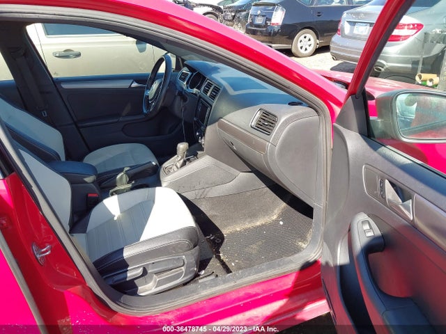 3VWD17AJXGM331719 Volkswagen Jetta Sedan 1.8t Sport