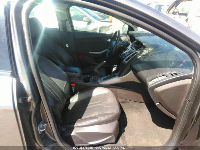 1FADP3F27EL248247 Ford FOCUS SE