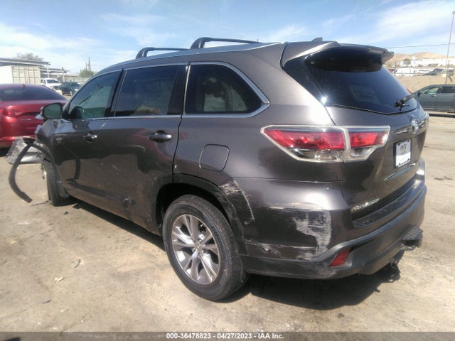 2015 TOYOTA HIGHLANDER XLE VIN: 5TDKKRFH0FS043084