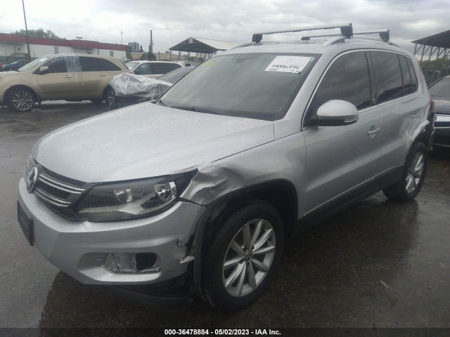 WVGSV7AX8HK016585 Volkswagen Tiguan Wolfsburg Edition
