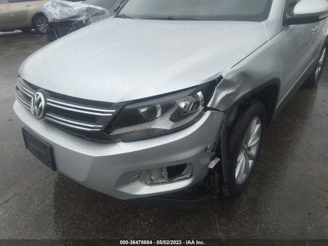 WVGSV7AX8HK016585 Volkswagen Tiguan Wolfsburg Edition