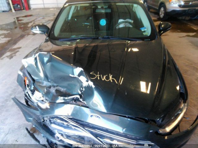 1FA6P0H79G5104318 Ford FUSION SE