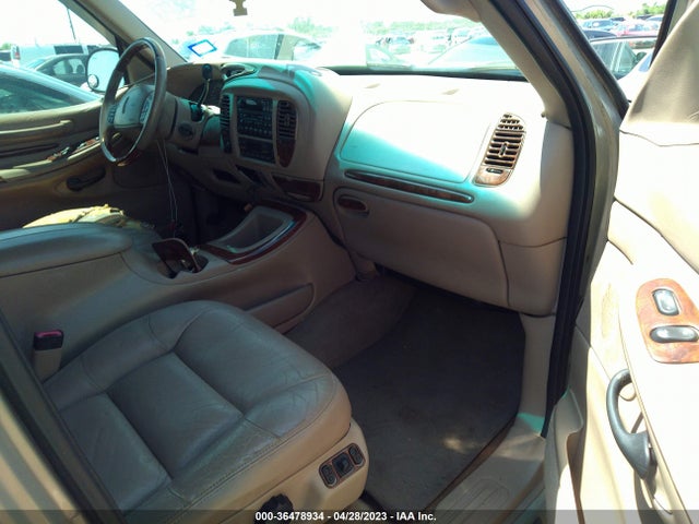 1999 LINCOLN NAVIGATOR VIN: 5LMPU28A8XLJ33876