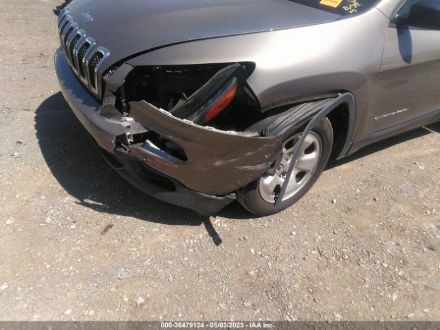 1C4PJLAB0GW273461 Jeep Cherokee Sport
