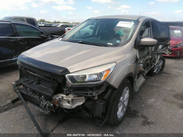 1FMCU0GD9HUE86754 Ford ESCAPE SE