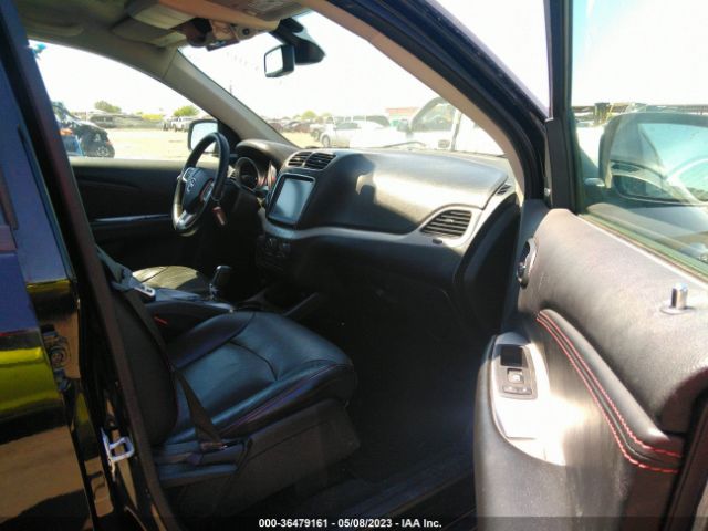 3C4PDCEG9JT523533 Dodge JOURNEY GT
