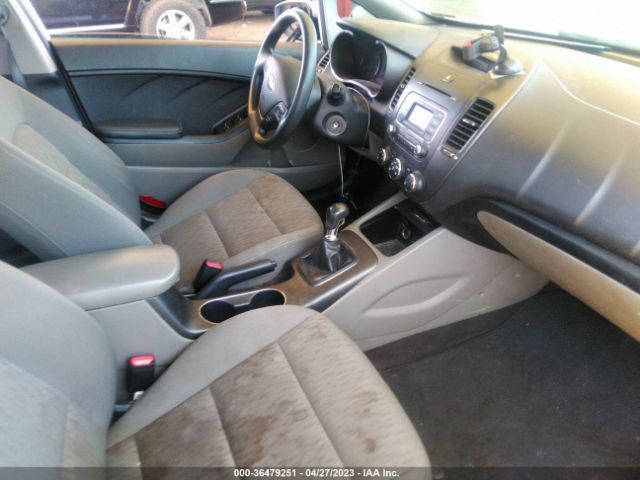 KNAFK4A66F5425469 KIA FORTE LX