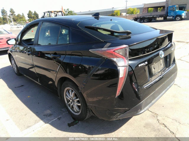 Toyota Prius Two 2016 JTDKBRFUXG3001067 Image 4