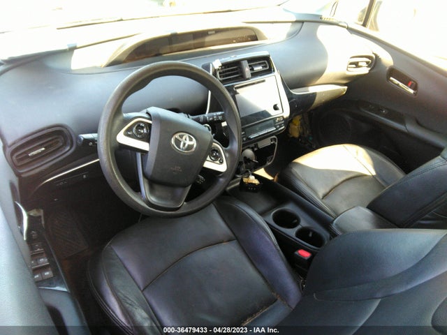 Toyota Prius Two 2016 JTDKBRFUXG3001067 Image 6