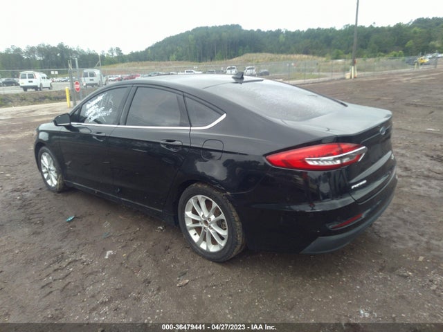 36479441 :رقم المزاد ، 3FA6P0HD5KR135187 vin ، 2019 Ford Fusion Se مزاد بيع