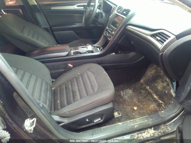 36479441 :رقم المزاد ، 3FA6P0HD5KR135187 vin ، 2019 Ford Fusion Se مزاد بيع