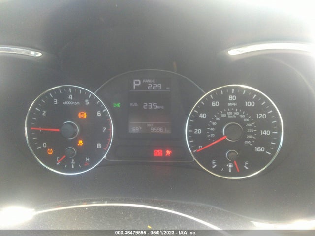 KIA FORTE LX 2018 3KPFK4A77JE190220 Image 9