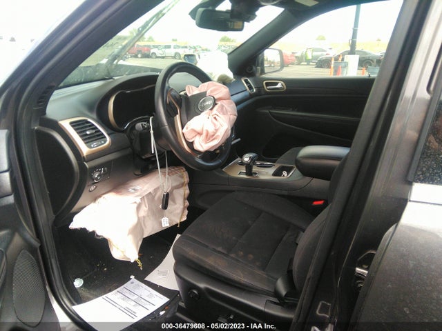 1C4RJEAG9FC681084 Jeep Grand Cherokee Laredo
