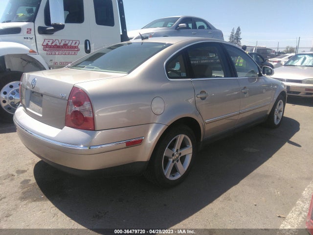 2004 VOLKSWAGEN PASSAT SEDAN GLX VIN: WVWRH63B14P159249