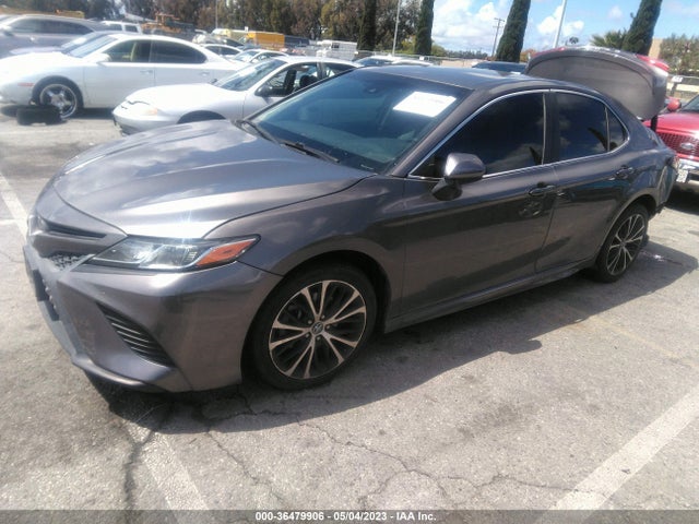 Toyota CAMRY SE 2018 4T1B11HK9JU016236 Image 2