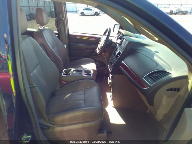 2C4RC1BG3ER332543 Chrysler Town & Country Touring