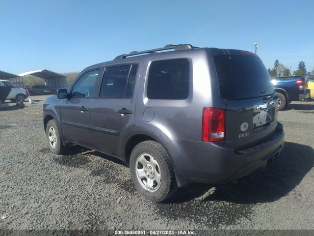 Honda PILOT LX 2015 5FNYF4H28FB010204 Image 3