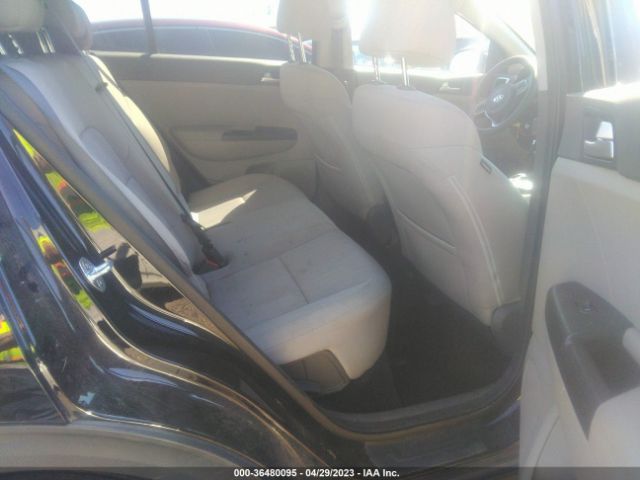 KNDPMCAC7H7219215 KIA Sportage Lx