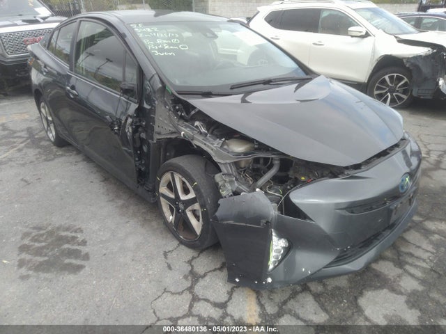 Toyota Prius Four 2016 JTDKARFU7G3513789 Image 8
