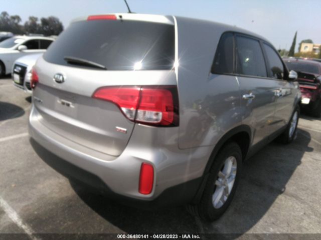 5XYKT3A69FG637752 KIA SORENTO LX