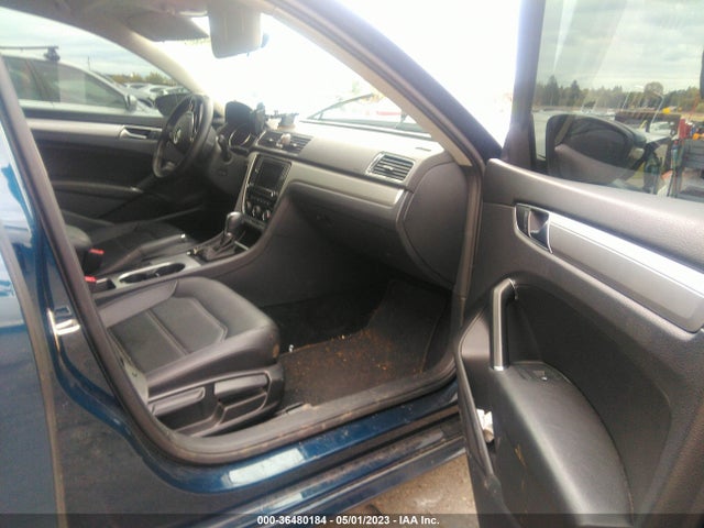1VWLA7A38KC001844 Volkswagen Passat 2.0t Wolfsburg Edition