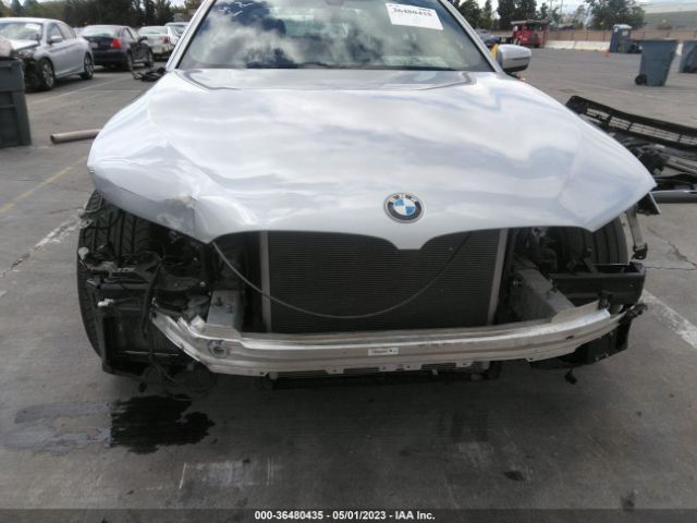 WBAJA9C57JB033030 BMW 5 Series 530e Iperformance