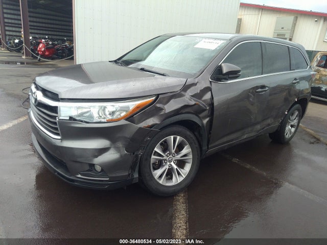 Toyota Highlander Le 2016 5TDZKRFH9GS148030 Image 2
