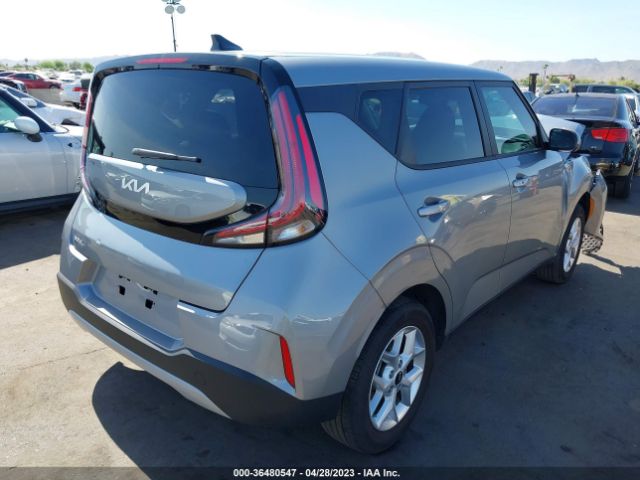 KNDJ23AU8P7850784 KIA SOUL S