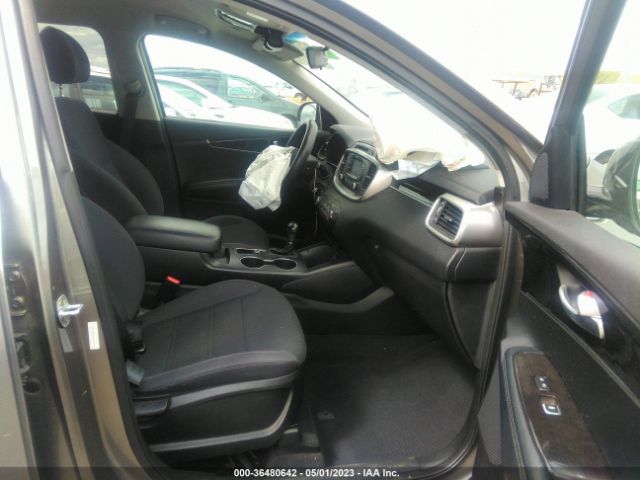 5XYPGDA58JG367512 KIA Sorento Lx V6