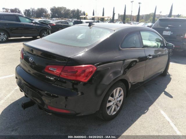 KNAFX6A8XG5620734 KIA Forte Koup Ex