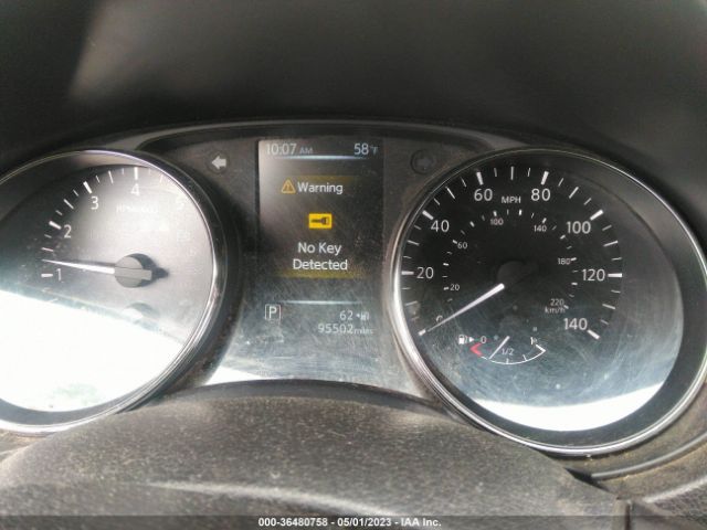 JN8AT2MT1HW392964 Nissan Rogue Sl