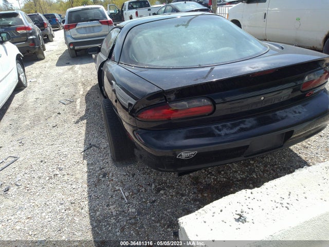 1994 CHEVROLET CAMARO Z28 VIN: 2G1FP22P2R2135853