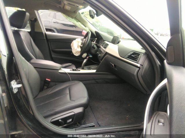 WBA3C3G56ENS72681 BMW 3 Series 320i Xdrive