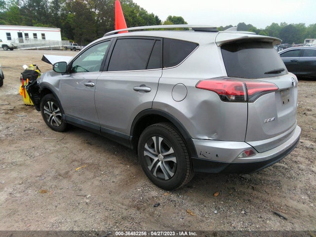 Toyota RAV4 LE 2017 2T3ZFREV9HW391400 Image 3