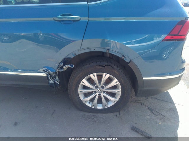 3VV2B7AX7JM054600 Volkswagen Tiguan Sel/se