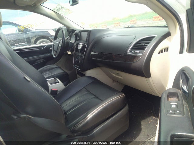 2C4RC1BG5ER440730 Chrysler Town & Country Touring