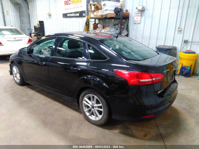 Ford FOCUS SE 2015 1FADP3F21FL230957 Image 4