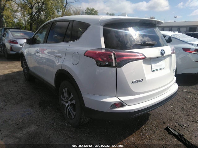 Toyota RAV4 LE 2017 JTMBFREV2HJ709969 Image 3