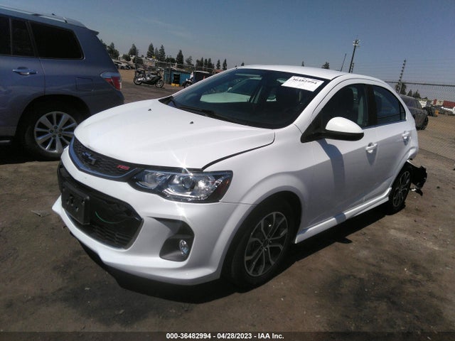 Chevrolet SONIC LT 2020 1G1JD5SB8L4103063 Image 2