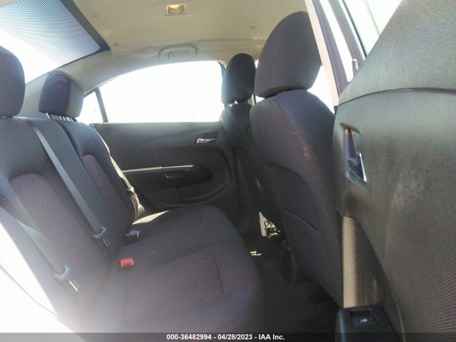 Chevrolet SONIC LT 2020 1G1JD5SB8L4103063 Image 10