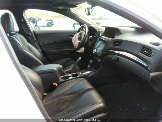 19UDE2F83KA013724 Acura Ilx Pkg