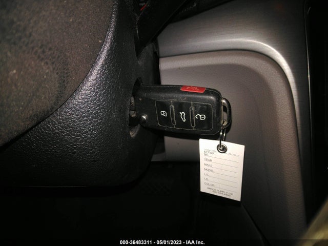 2014 VOLKSWAGEN PASSAT 2.0L TDI SE VIN: 1VWBN7A30EC045020