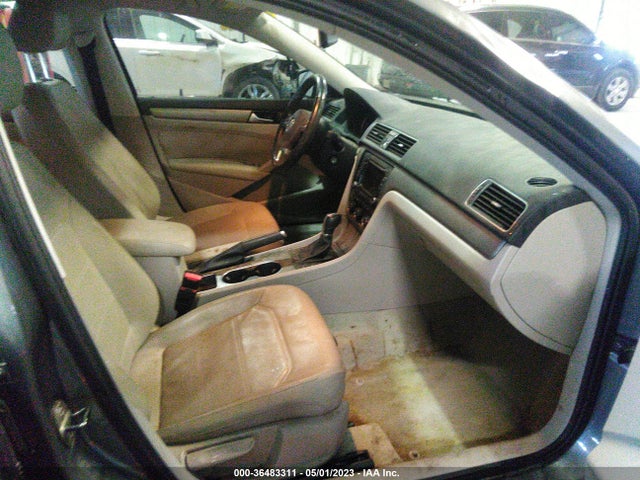 2014 VOLKSWAGEN PASSAT 2.0L TDI SE VIN: 1VWBN7A30EC045020