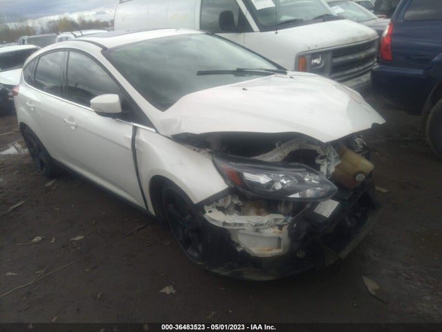 2013 FORD FOCUS TITANIUM VIN: 1FADP3N22DL109840