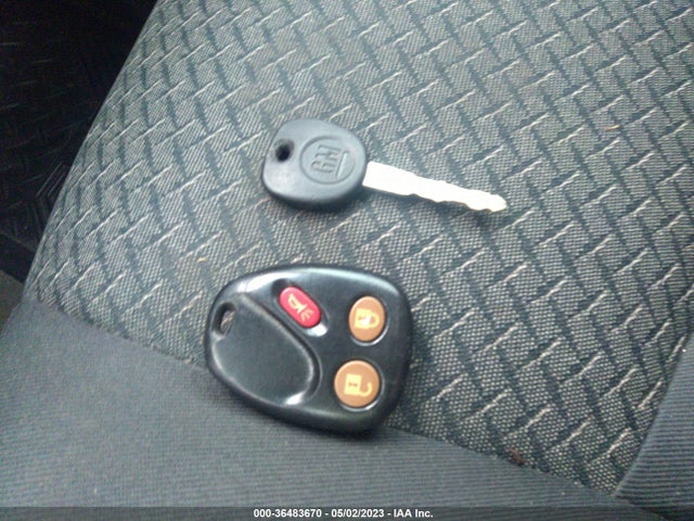 36483670 :رقم المزاد ، 3GNEK12TX4G178147 vin ، 2004 Chevrolet Avalanche Z71 مزاد بيع
