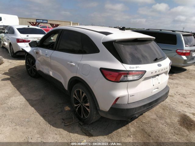 1FMCU0G68MUB07867 Ford ESCAPE SE