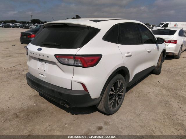 1FMCU0G68MUB07867 Ford ESCAPE SE
