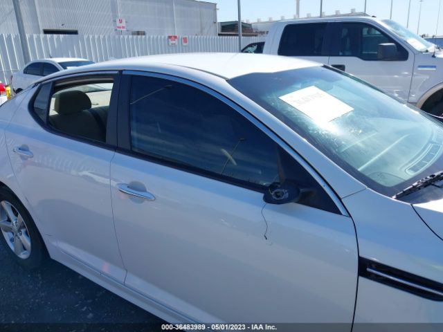 KNAGM4A74F5602902 KIA Optima Lx